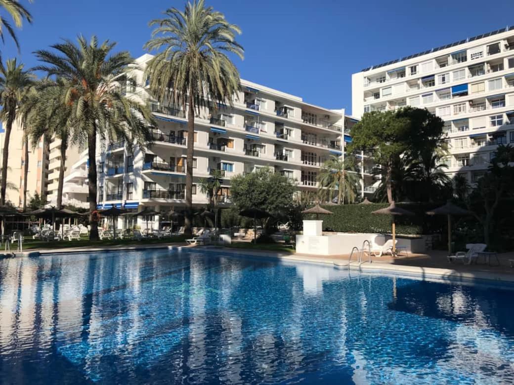 Marbella Beachfront Apartment Exteriör bild