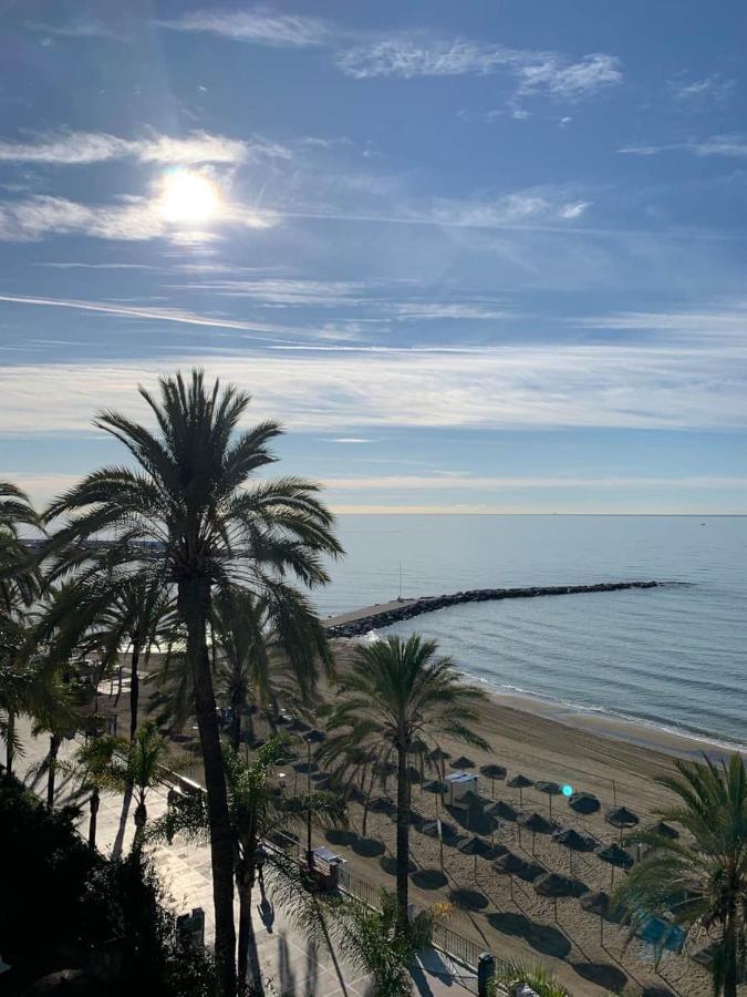 Marbella Beachfront Apartment Exteriör bild