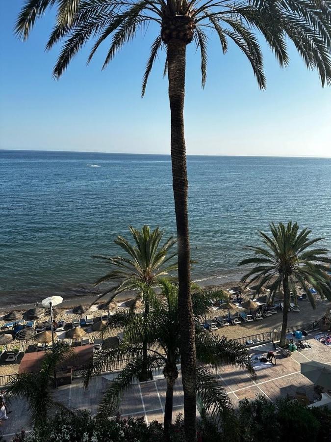 Marbella Beachfront Apartment Exteriör bild
