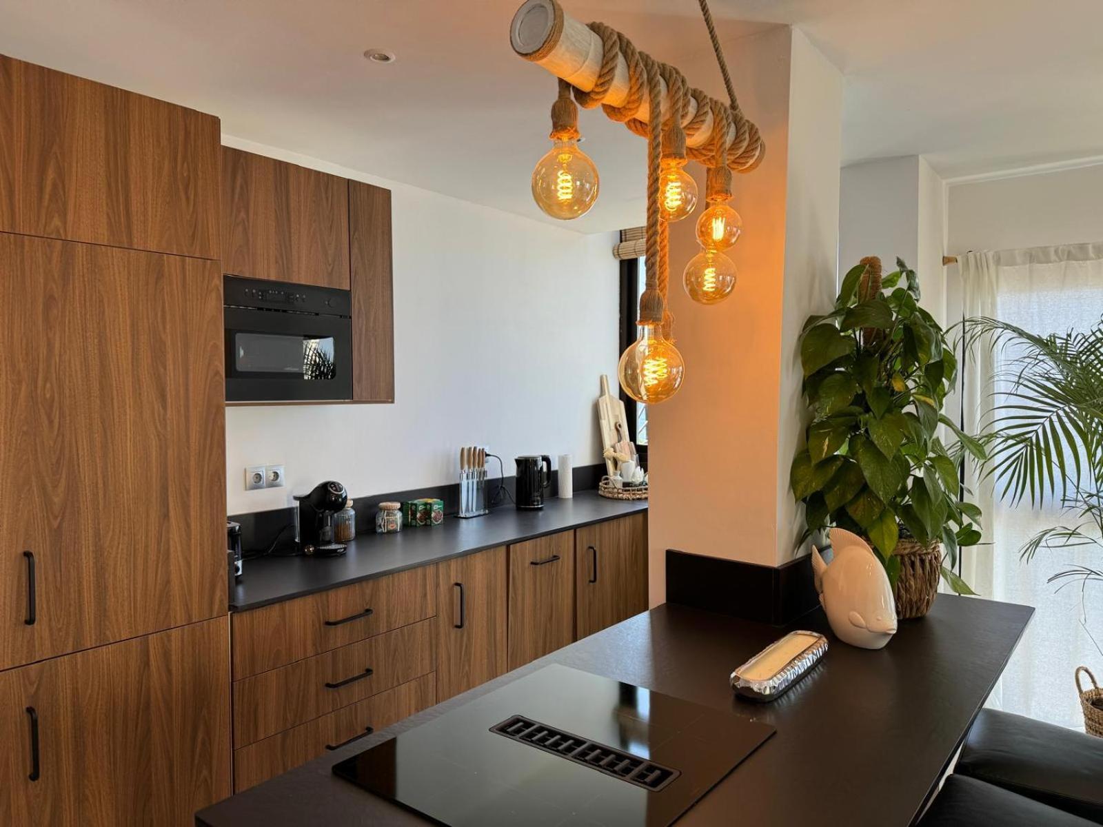 Marbella Beachfront Apartment Exteriör bild